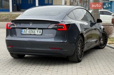 Седан Tesla Model 3 2022 в Дніпрі