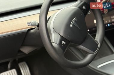 Седан Tesla Model 3 2022 в Дніпрі