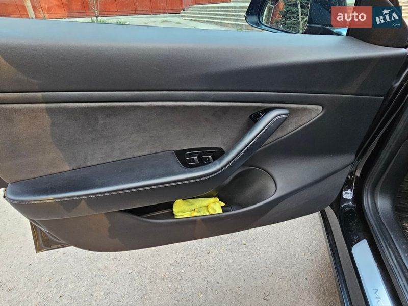 Седан Tesla Model 3 2018 в Дніпрі фото 18 Седан Tesla Model 3 2018 в Дніпрі