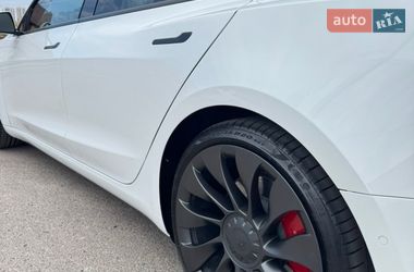 Седан Tesla Model 3 2022 в Києві