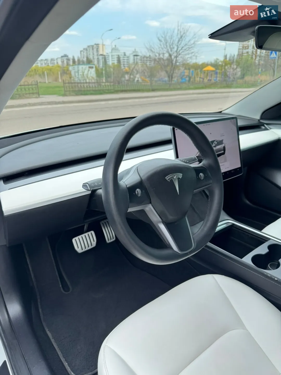 2022 Tesla Model 3 - мініатюра 16