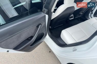 Седан Tesla Model 3 2022 в Києві
