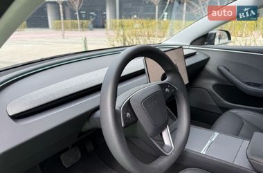 Седан Tesla Model 3 2024 в Києві