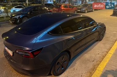 Седан Tesla Model 3 2023 в Днепре