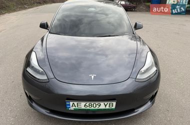 Седан Tesla Model 3 2023 в Днепре
