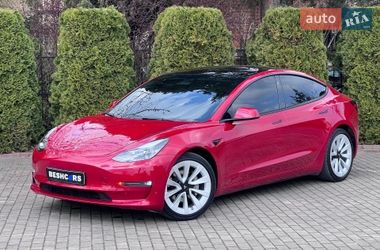 Седан Tesla Model 3 2022 в Львове