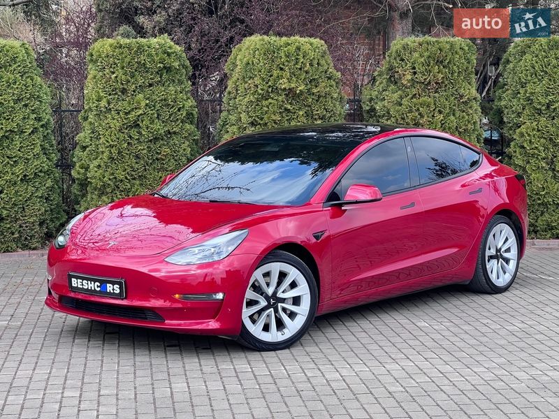 Tesla Model 3 2022