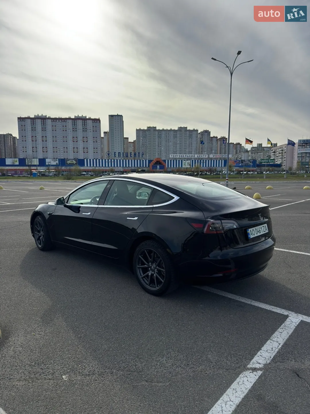 2019 Tesla Model 3 - мініатюра 8