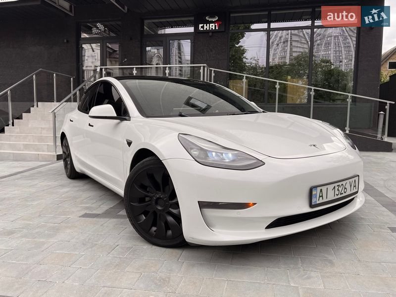 Tesla Model 3 2022