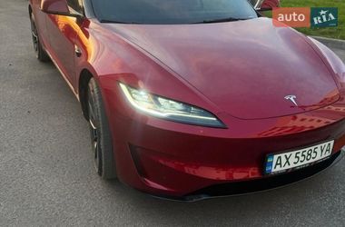 Седан Tesla Model 3 2024 в Харькове
