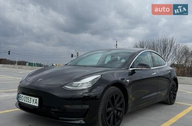 Седан Tesla Model 3 2019 в Тернополе