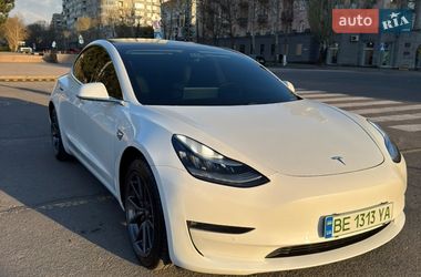 Седан Tesla Model 3 2019 в Николаеве