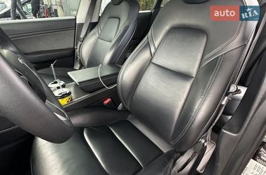 Седан Tesla Model 3 2019 в Луцьку