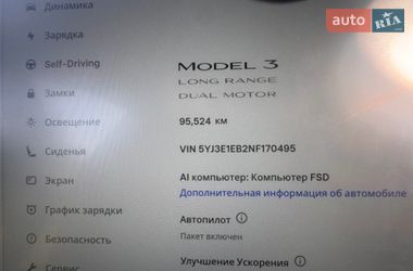 Седан Tesla Model 3 2022 в Львове