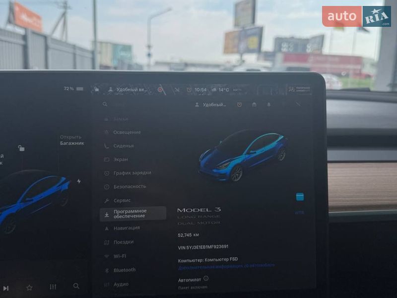 Седан Tesla Model 3 2021 в Львове