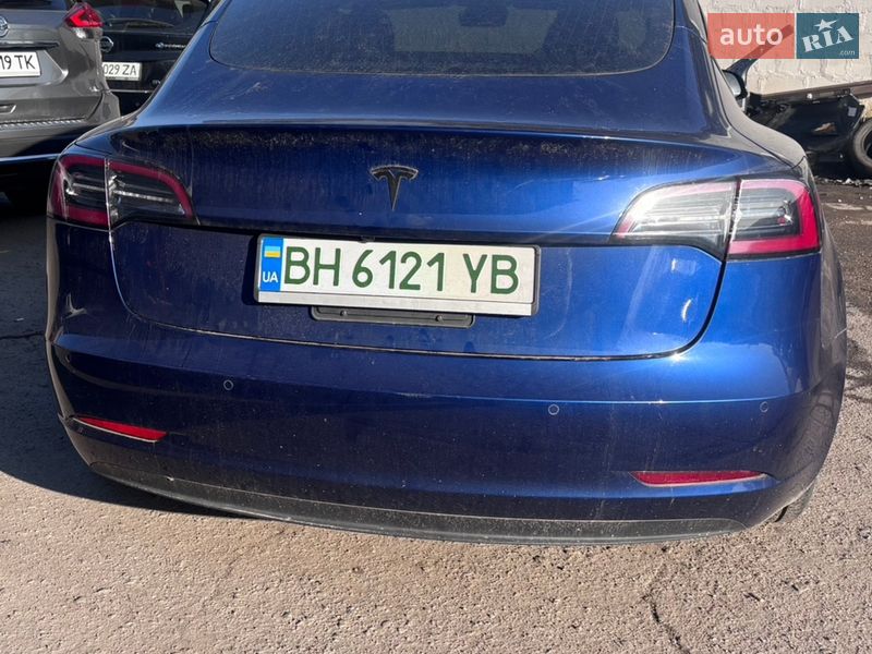 Седан Tesla Model 3 2020 в Одесі