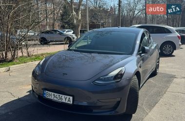 Седан Tesla Model 3 2021 в Одесі
