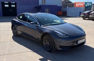 Седан Tesla Model 3 2019 в Одесі
