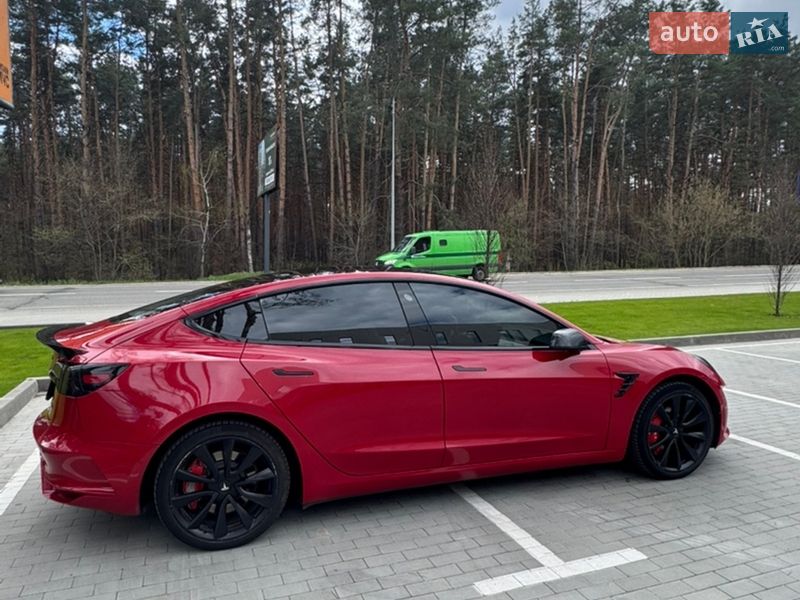 Седан Tesla Model 3 2018 в Гостомеле