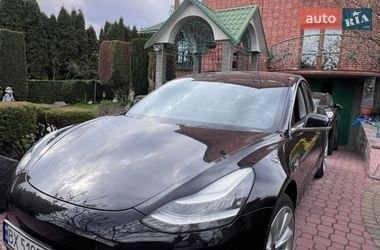 Седан Tesla Model 3 2019 в Хмельницькому