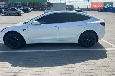 Седан Tesla Model 3 2019 в Вінниці