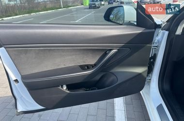 Седан Tesla Model 3 2019 в Вінниці