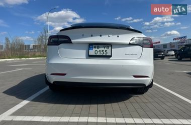Седан Tesla Model 3 2019 в Вінниці