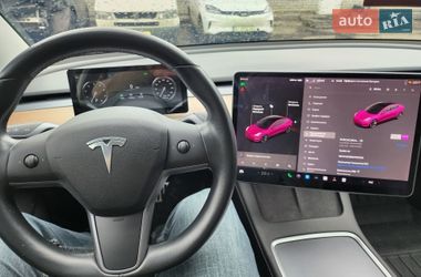 Седан Tesla Model 3 2018 в Киеве