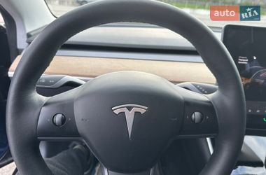 Седан Tesla Model 3 2020 в Киеве