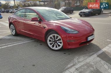 Седан Tesla Model 3 2022 в Києві
