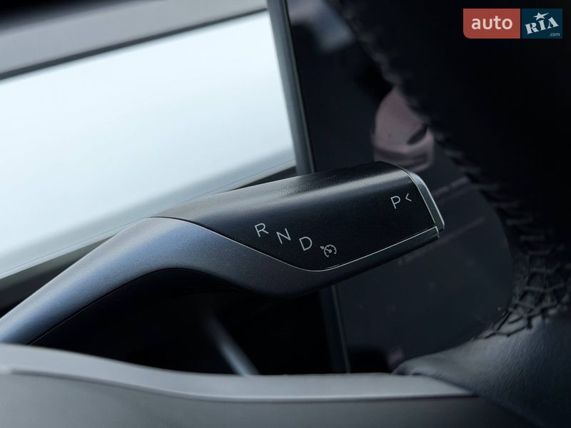 Седан Tesla Model 3 2019 в Кривому Розі