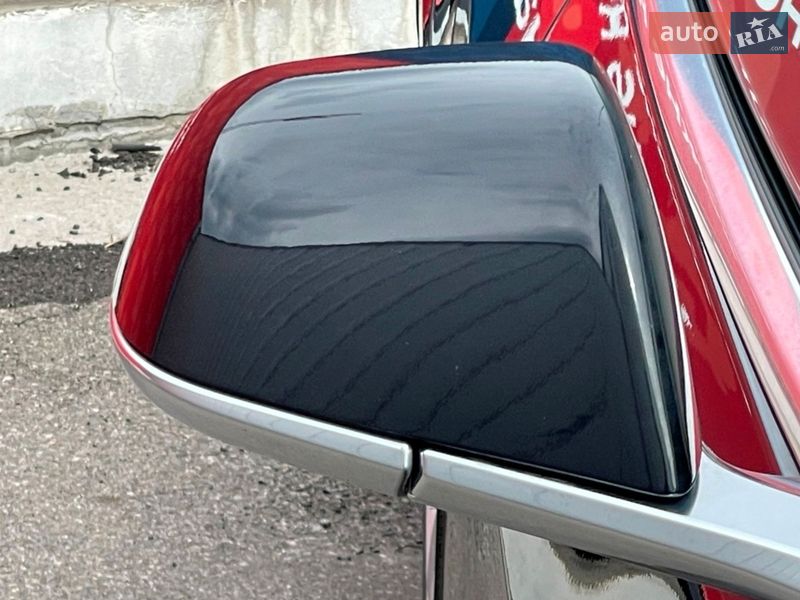 Седан Tesla Model 3 2019 в Киеве