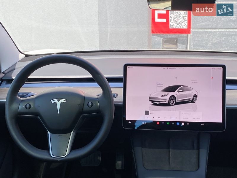 Седан Tesla Model 3 2023 в Києві
