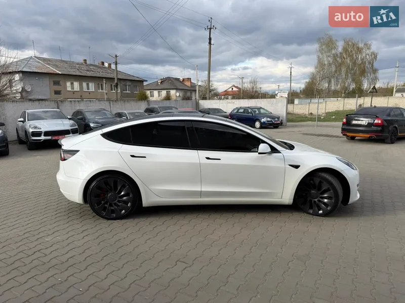 Tesla Model 3 2023 VIN 5YJ3E1EC8PF661536 фото оголошення 14 з 31