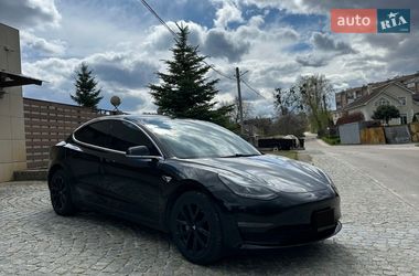 Седан Tesla Model 3 2020 в Харькове