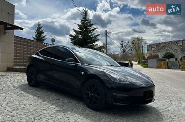 Седан Tesla Model 3 2020 в Харькове