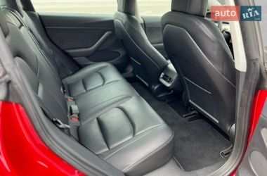 Седан Tesla Model 3 2022 в Киеве