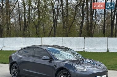 Седан Tesla Model 3 2021 в Луцьку