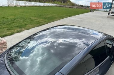 Седан Tesla Model 3 2021 в Луцке