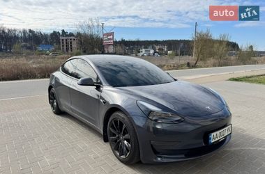 Седан Tesla Model 3 2021 в Ирпене
