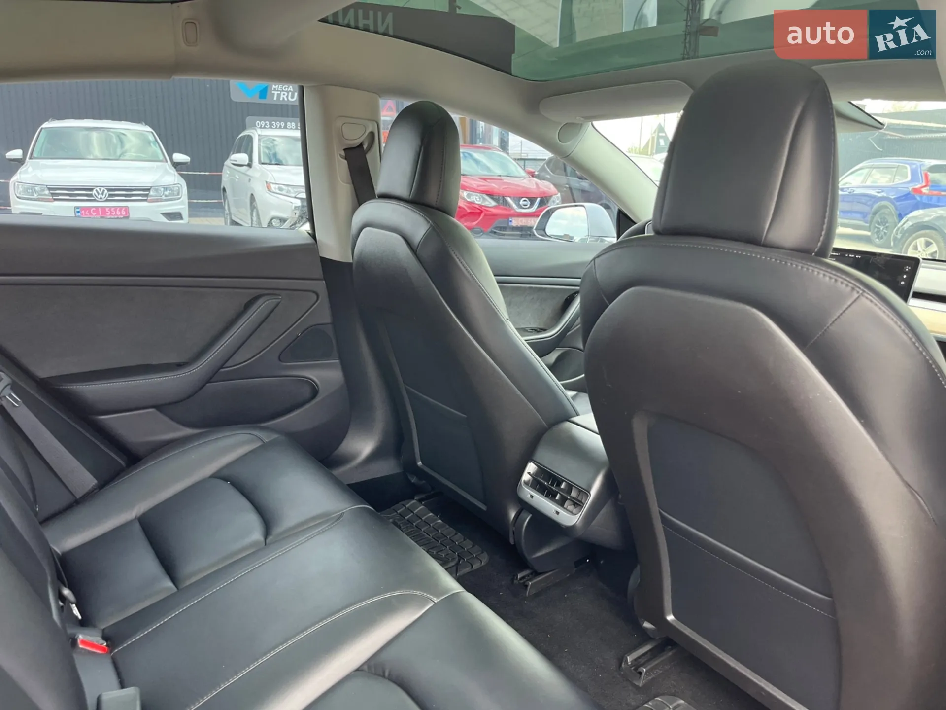 2019 Tesla Model 3 - мініатюра 14