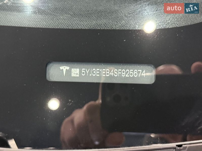 Седан Tesla Model 3 2025 в Одессе