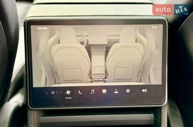 Седан Tesla Model 3 2024 в Харькове