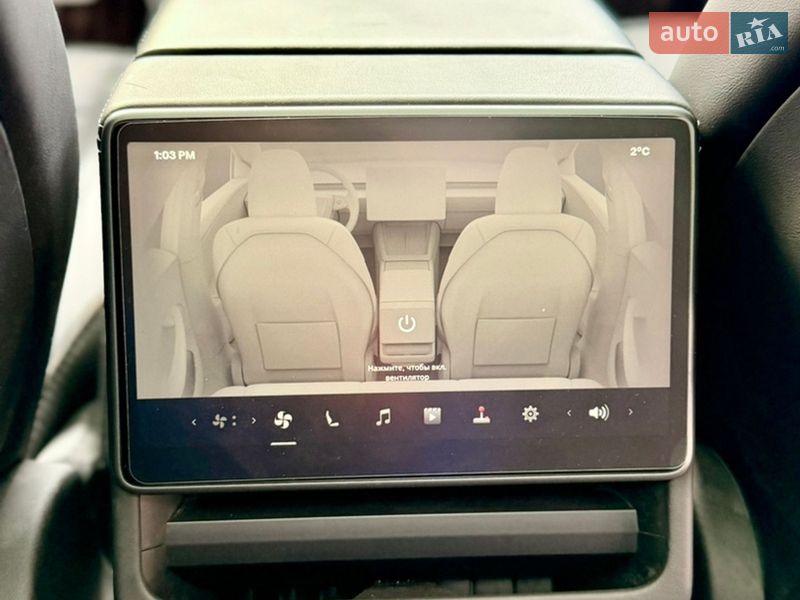 Седан Tesla Model 3 2024 в Харькове