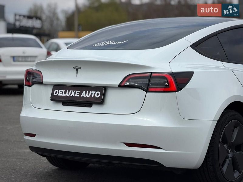 Седан Tesla Model 3 2022 в Киеве фото 24 Седан Tesla Model 3 2022 в Киеве