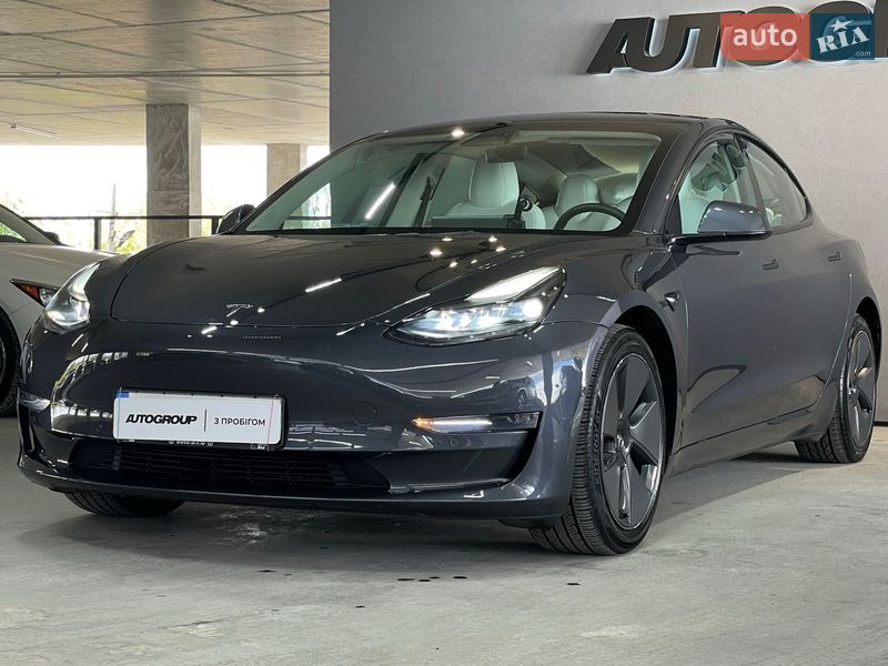 Седан Tesla Model 3 2022 в Одесі