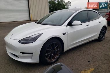 Tesla Model 3 2022