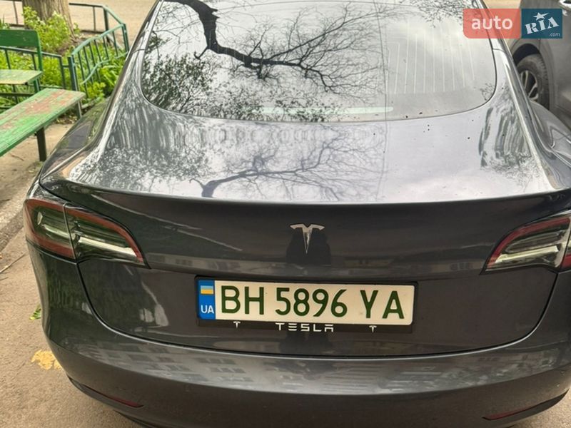 Седан Tesla Model 3 2020 в Одессе
