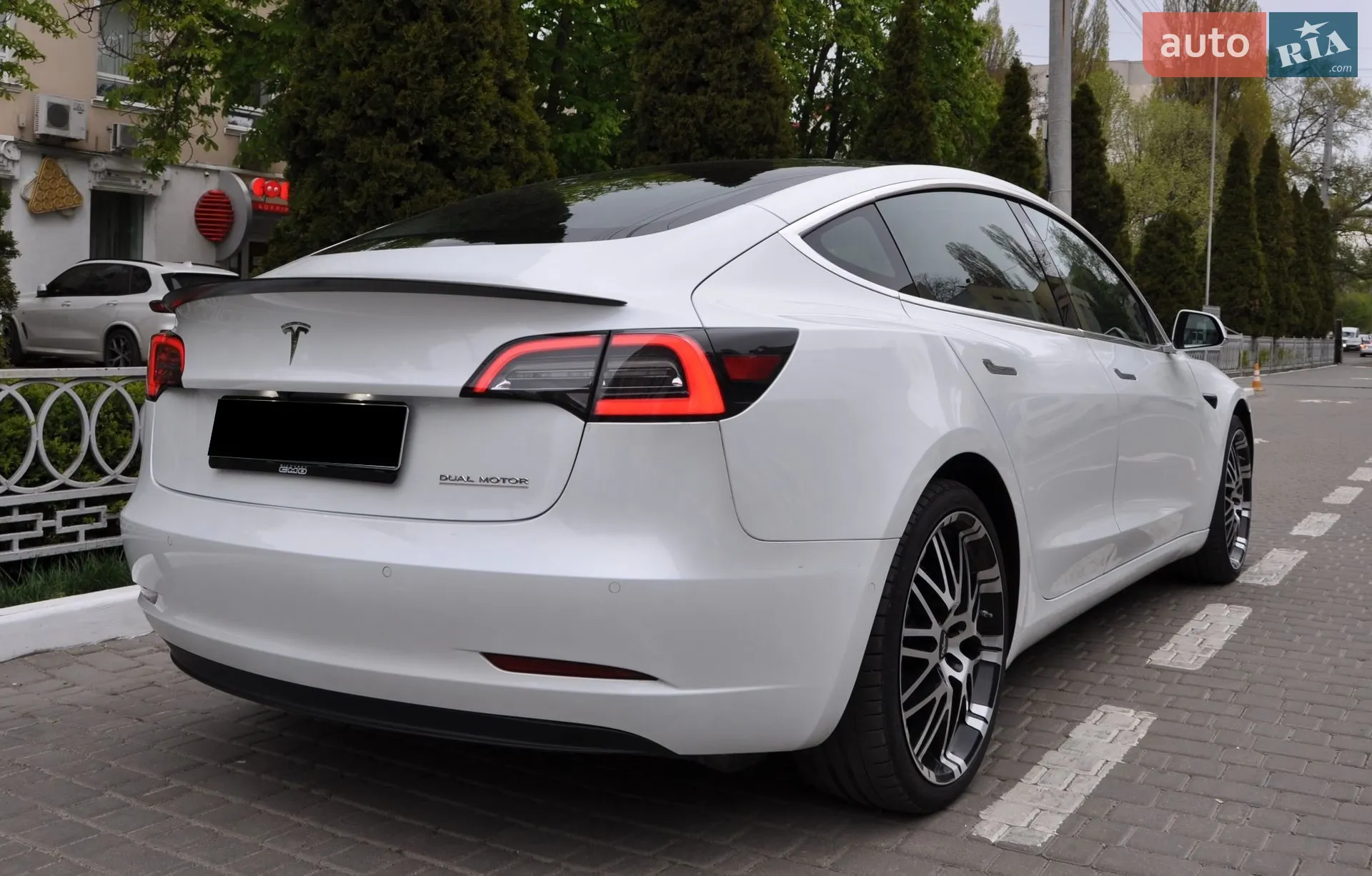 2019 Tesla Model 3 - мініатюра 8