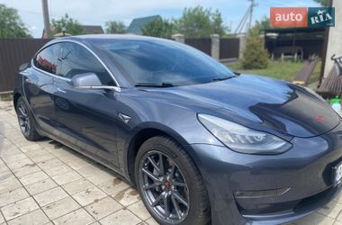 Седан Tesla Model 3 2018 в Кагарлику